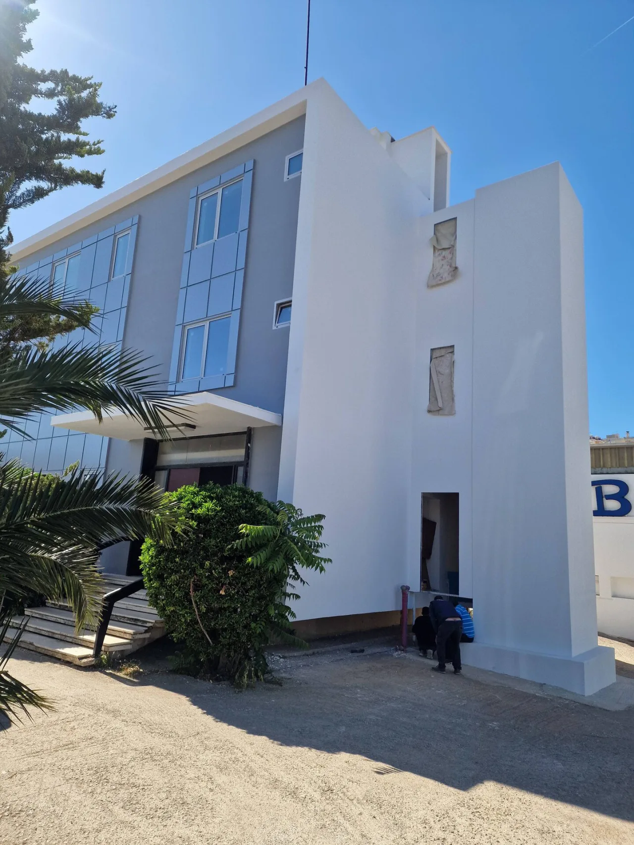 Bella Ε.Π.Ε. | Κατασκευή υποδημάτων · Λεωφόρος Αθηνών · φωτογραφία αρχείου 15
