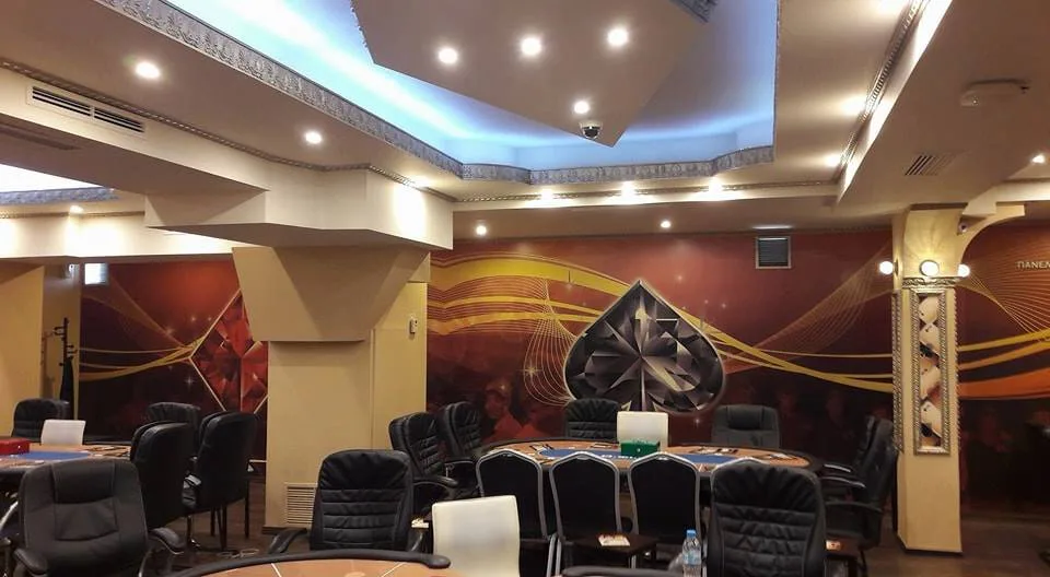Ο.ΦΙ.ΤΕΧ · Άλιμος · φωτογραφία αρχείου 3