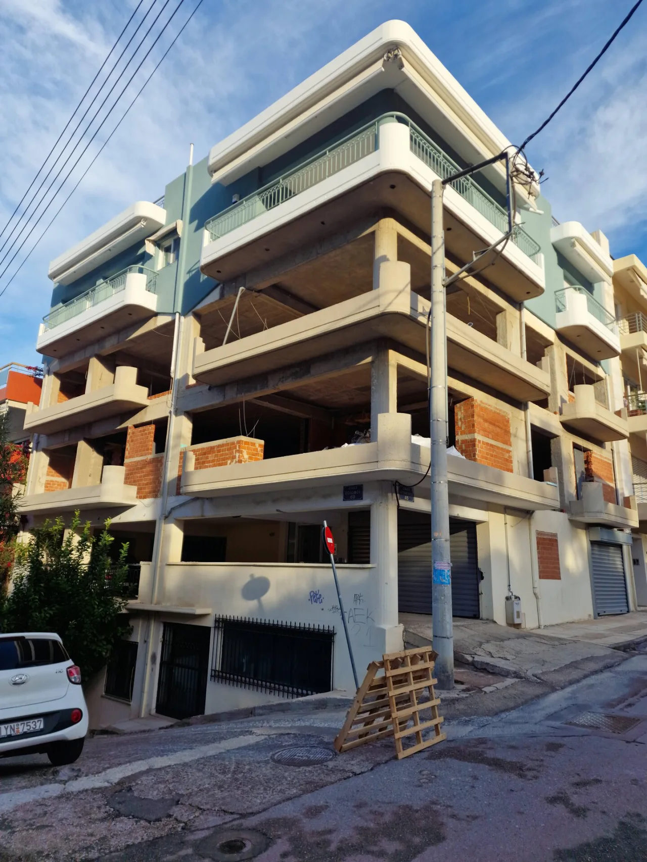 Πολυκατοικία · Γαλάτσι · φωτογραφία αρχείου 3