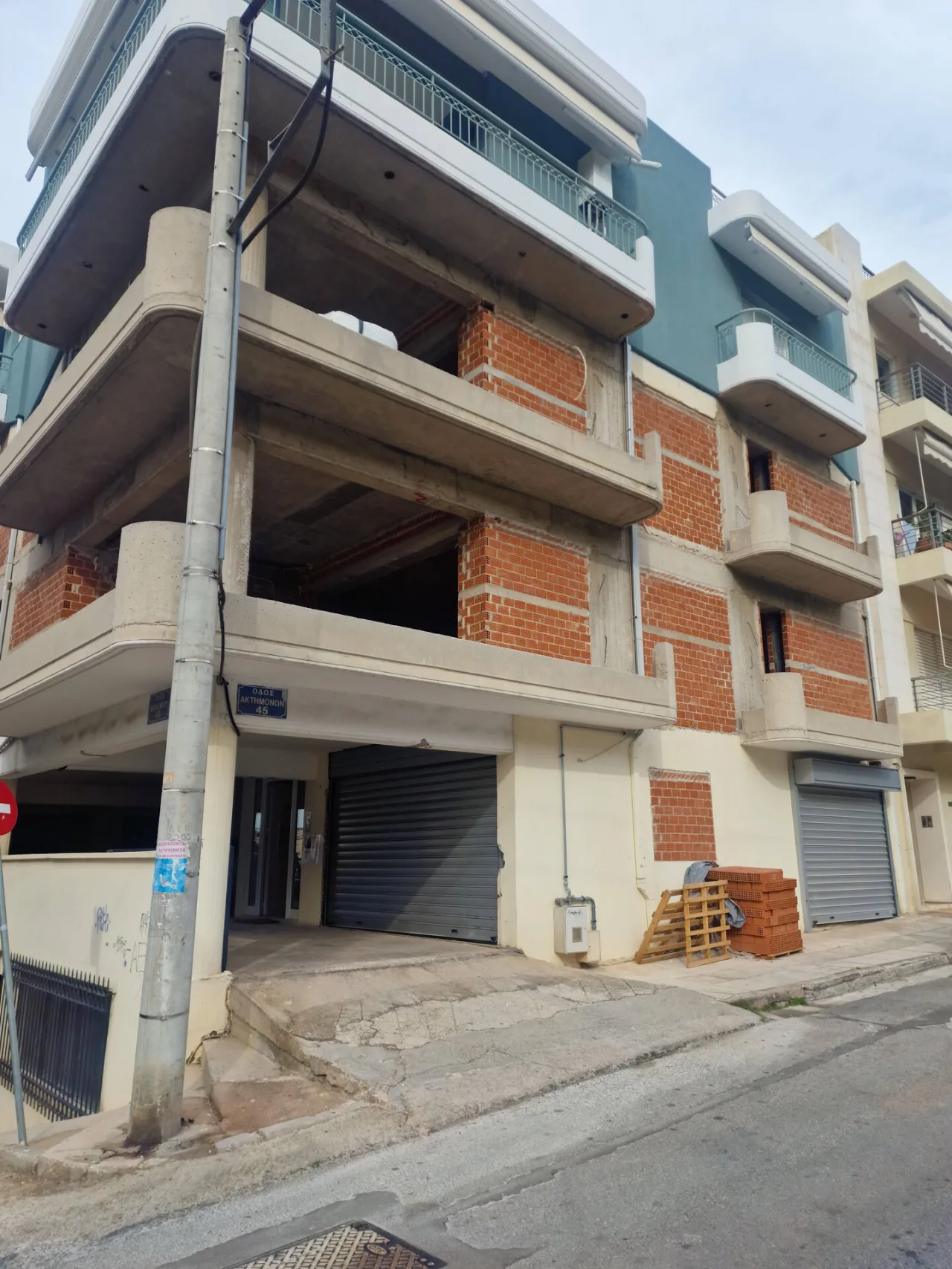 Πολυκατοικία · Γαλάτσι · φωτογραφία αρχείου 5