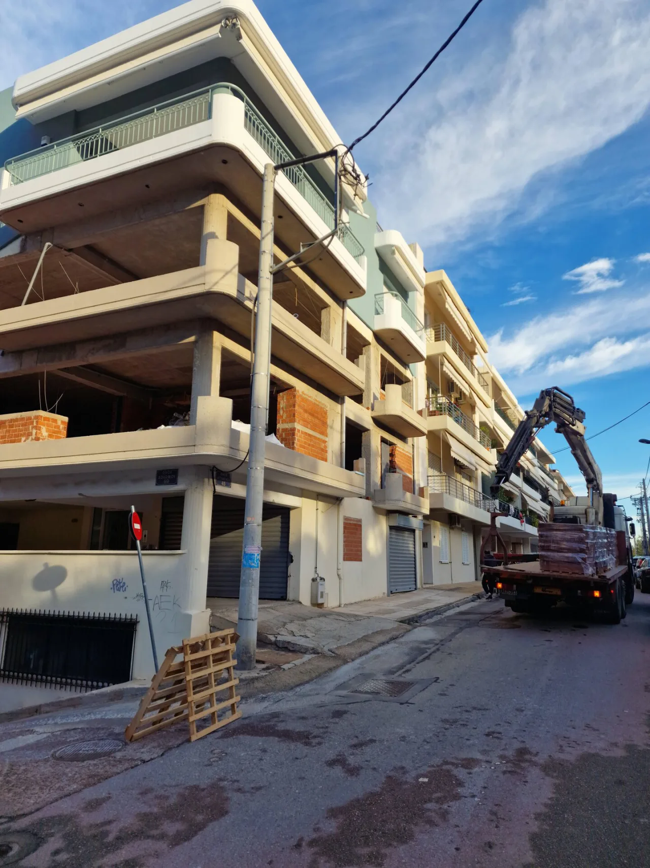 Πολυκατοικία · Γαλάτσι · φωτογραφία αρχείου 4